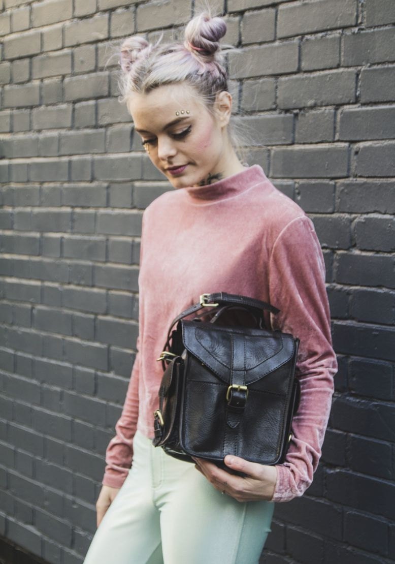 Professional Camera Bag (Black Gloss Leather)