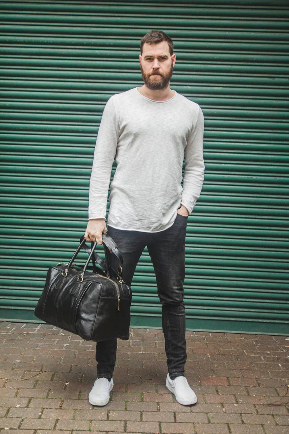 Traveller's Holdall | Duffle Bag | Black Gloss Leather