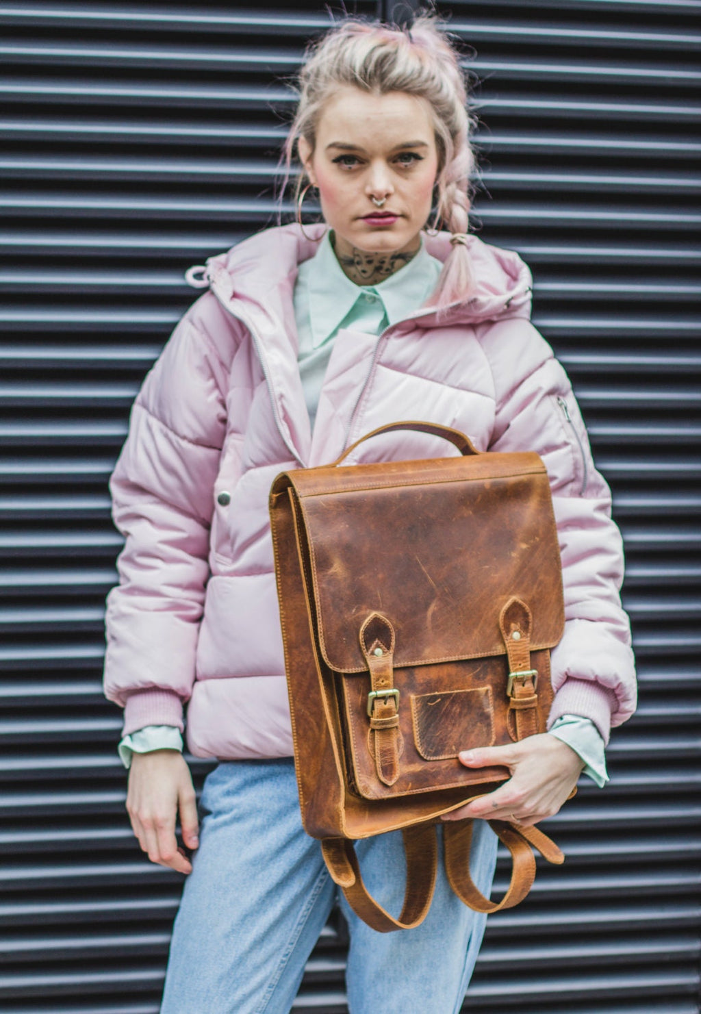 Distressed Hunter Leather Backpack In Brown