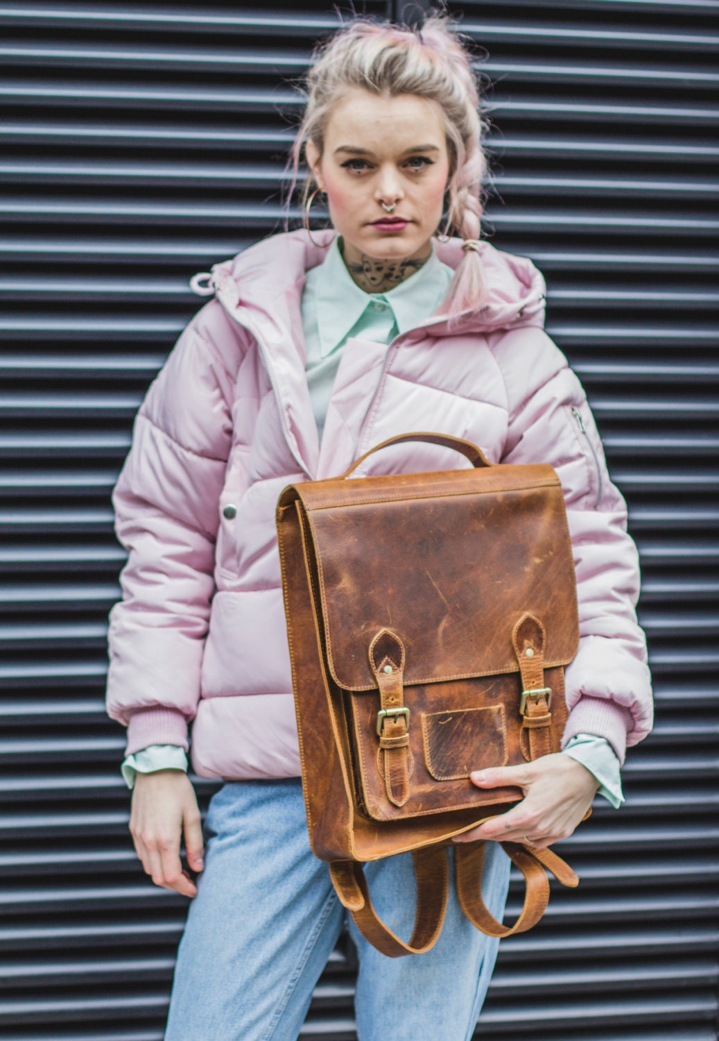 Distressed Hunter Leather Backpack In Brown