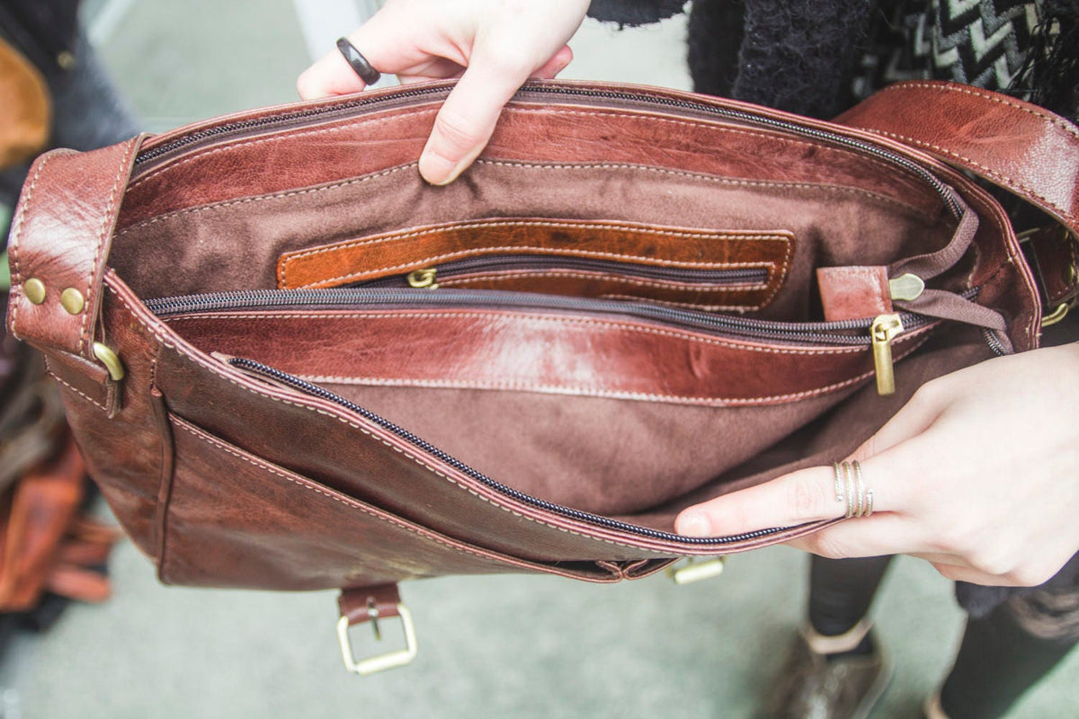 Gloss Leather Work Messenger Satchel | Wine Brown