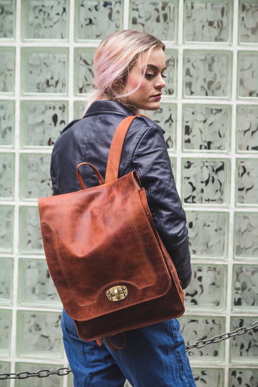 Briefcase Box Backpack With Brass Clasp | Wine Brown Hunter Leather