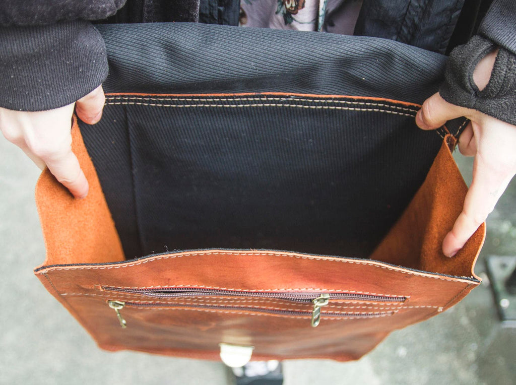 Briefcase Box Backpack With Brass Clasp | Wine Brown Hunter Leather