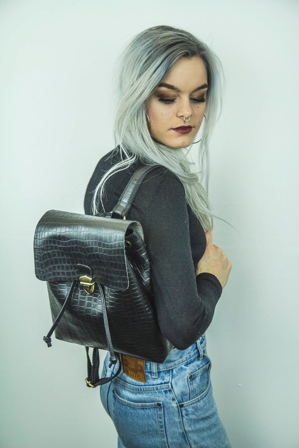 Luxury Grained Leather Crocodile Print Backpack (Black)