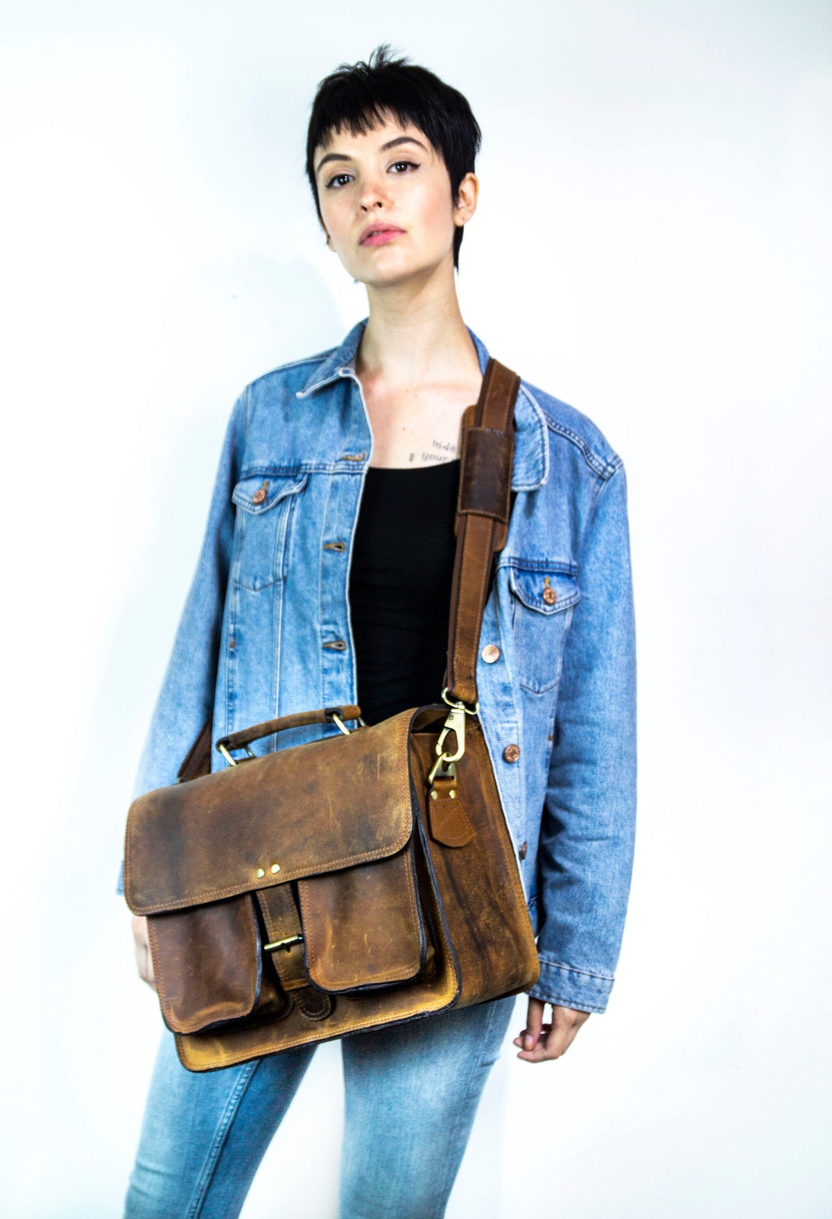 Leather Camera Bag For Professionals With Thick Padding