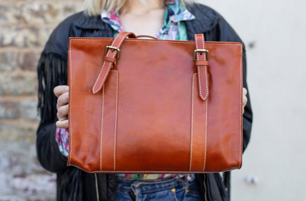 Leather Handbag Shoulder Bag In Matte Tan Brown