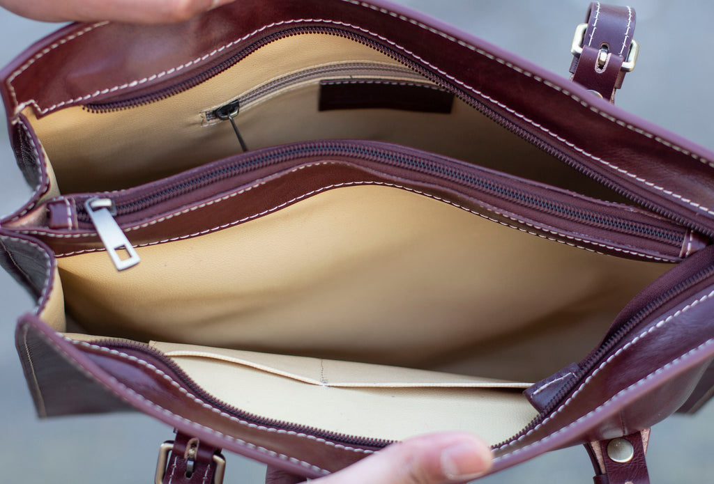 Leather Handbag Shoulder Bag In Matte Brown