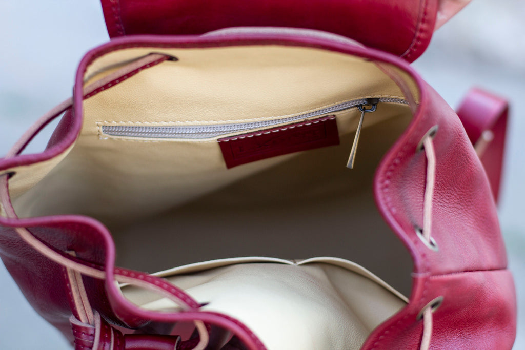 Leather Backpack With Pockets In Dark Red Burgundy