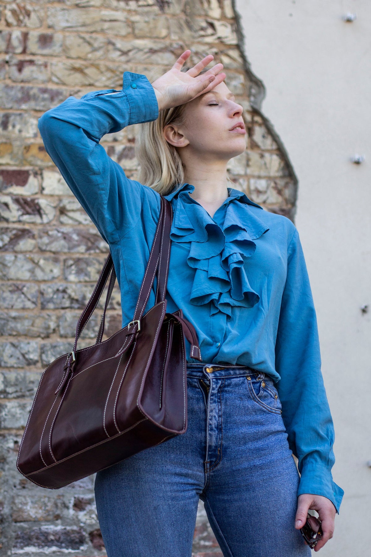 Leather Handbag Shoulder Bag In Matte Brown