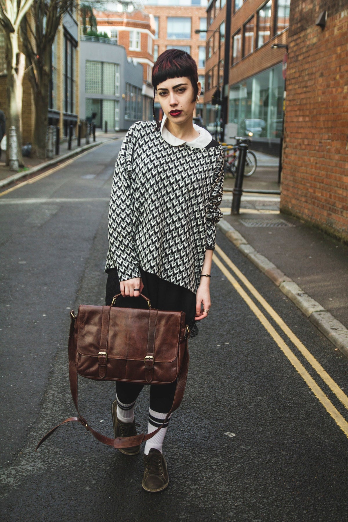 Gloss Leather Work Messenger Satchel | Wine Brown