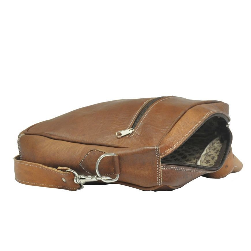 Oil Tanned Leather Cross Body Messenger Bag