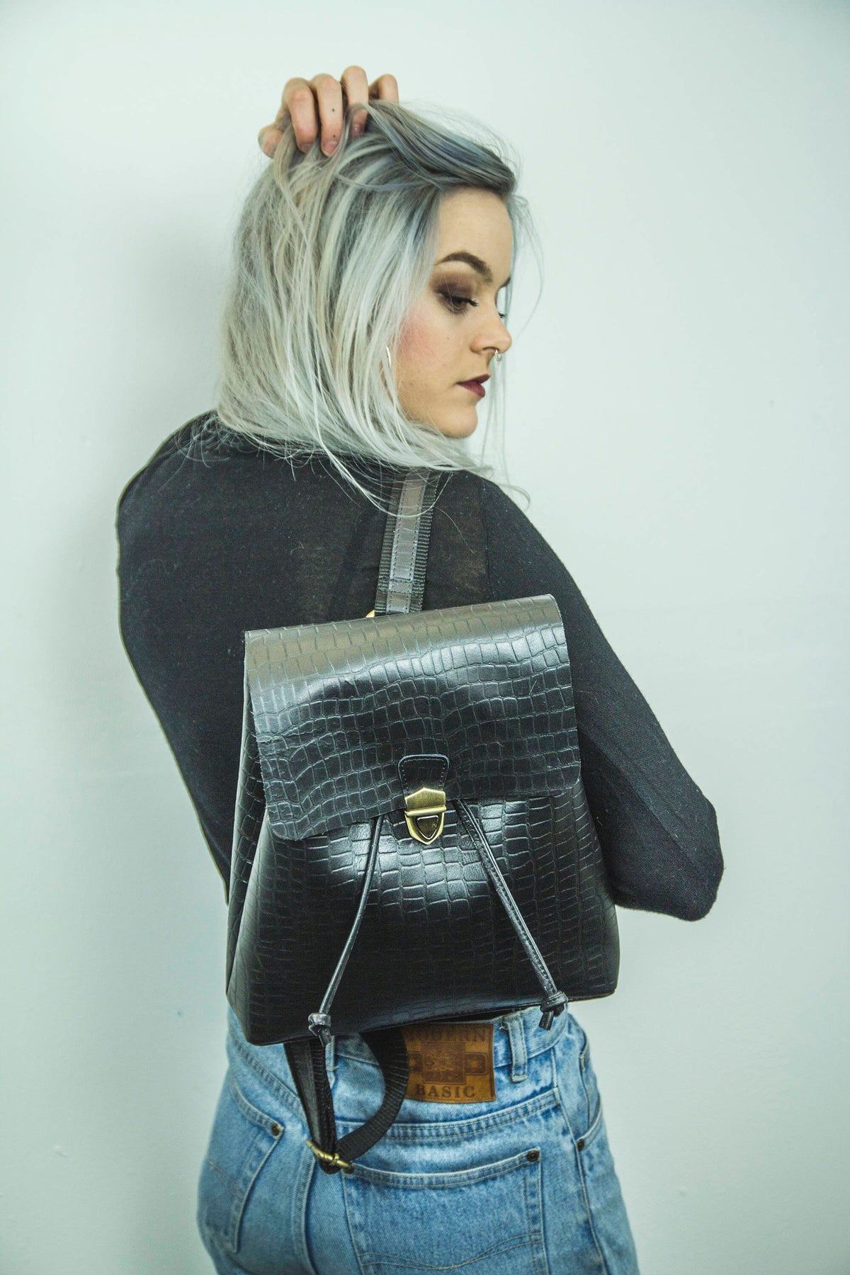 Luxury Grained Leather Crocodile Print Backpack (Black)