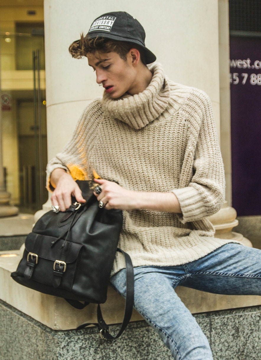 Premium Black Rucksack Backpack In Hunter Leather